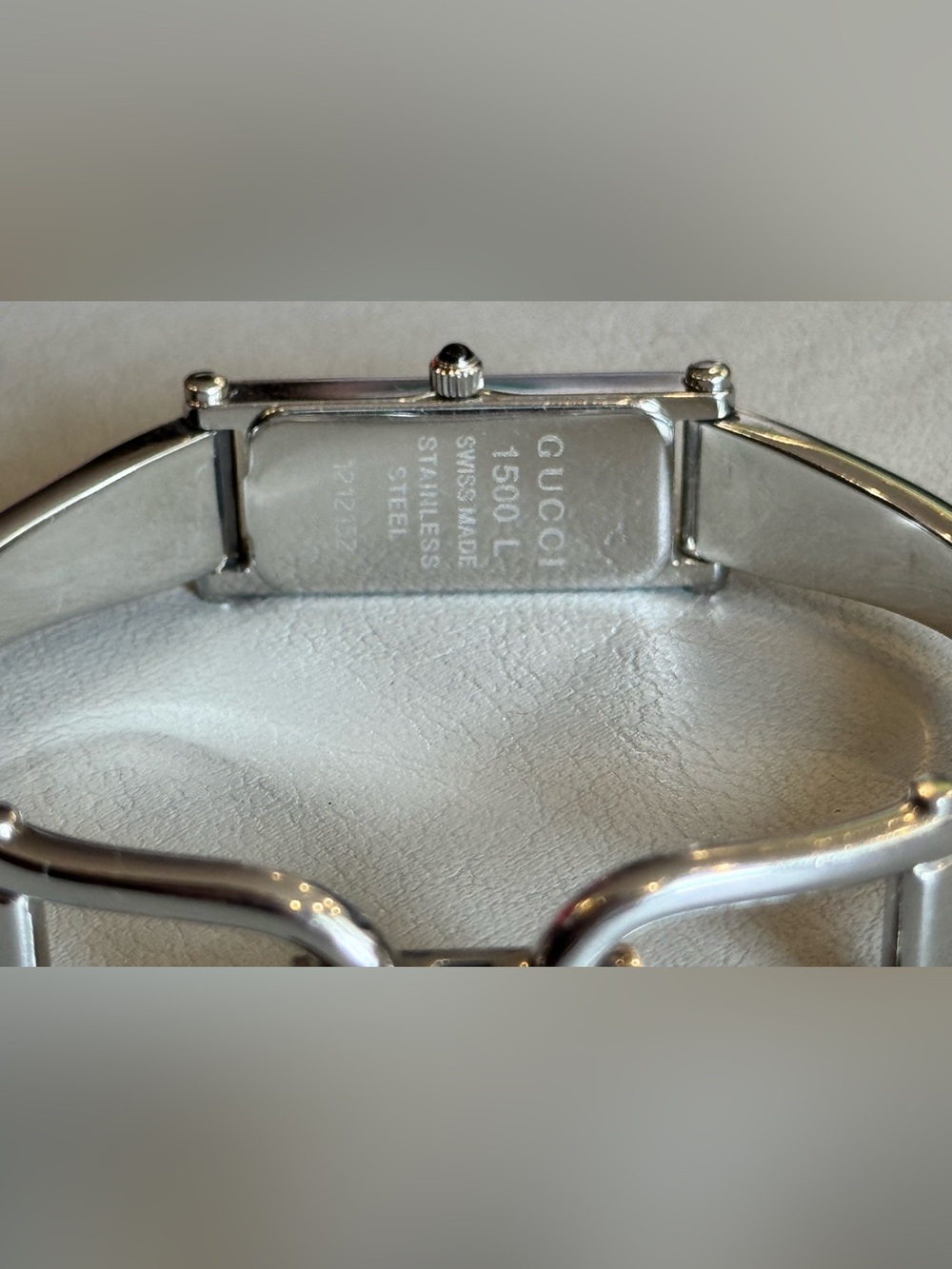 GUCCI Vintage Stainless Steel Bangle Watch - Picture 7 of 17